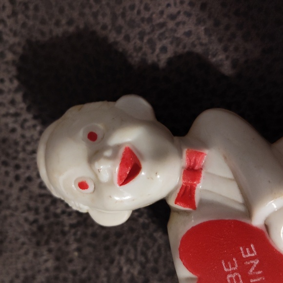 Vintage 1950's Rosbro Valentine's Hard Plastic Candy Container Boy Be Mine Heart - Picture 5 of 5